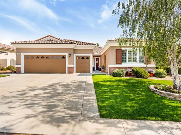 959 Gleneagles Rd, Beaumont, CA 92223