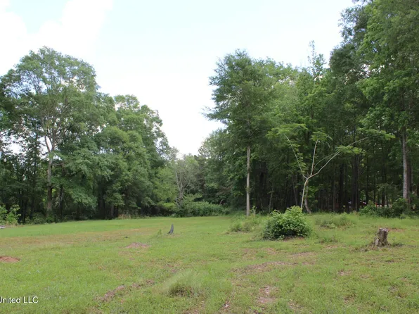 1037 Boone Rd, McComb, MS 39648