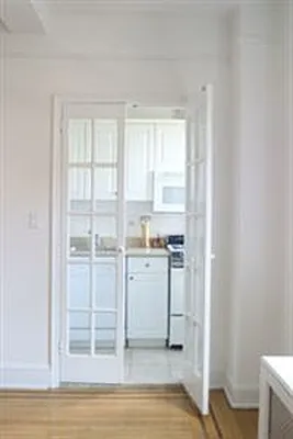 Rented by Douglas Elliman | media 77