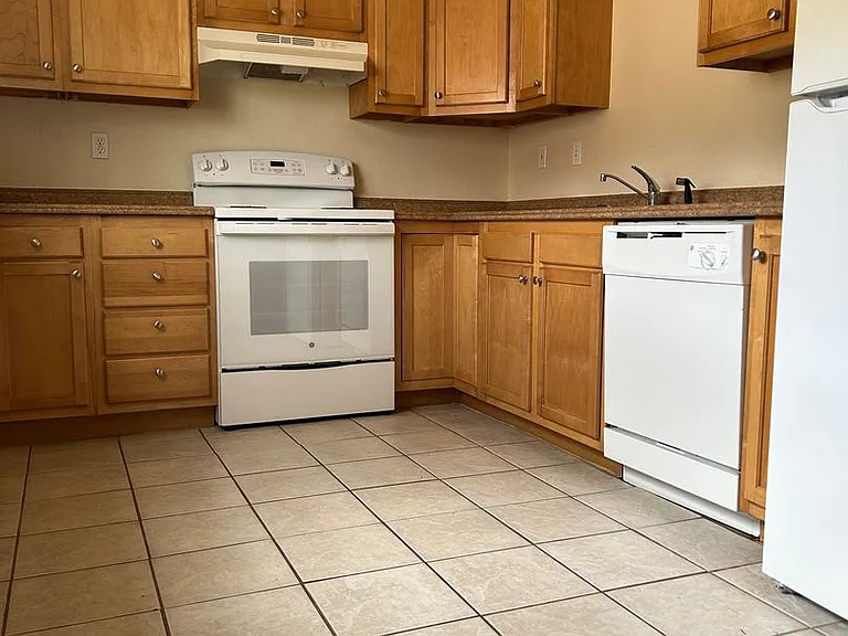 407 Mountain View Pl — Photo 4