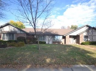 100 Brian Dr, Swansea, IL