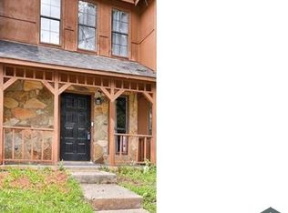 862 Heritage Oaks Dr, Stone Mountain, GA 30088