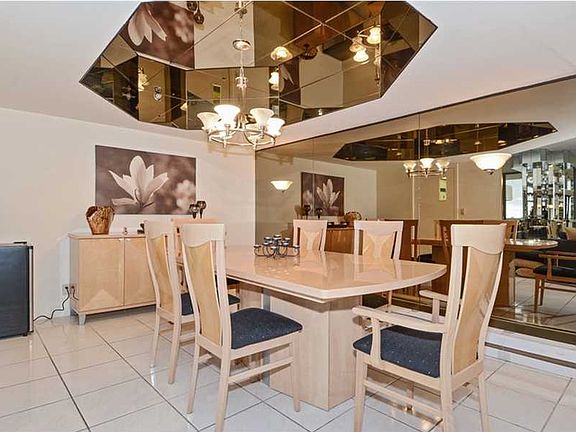 3rd image of 19707 Turnberry Way APT 6F