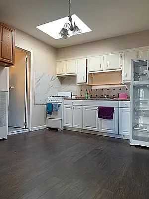 2nd image of 1628 Bath Ave