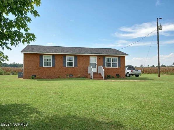 2470 N. Spruce Street, Orrum, NC 28369