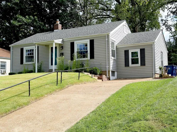 3112 Ronald Dr, Saint Ann, MO 63074