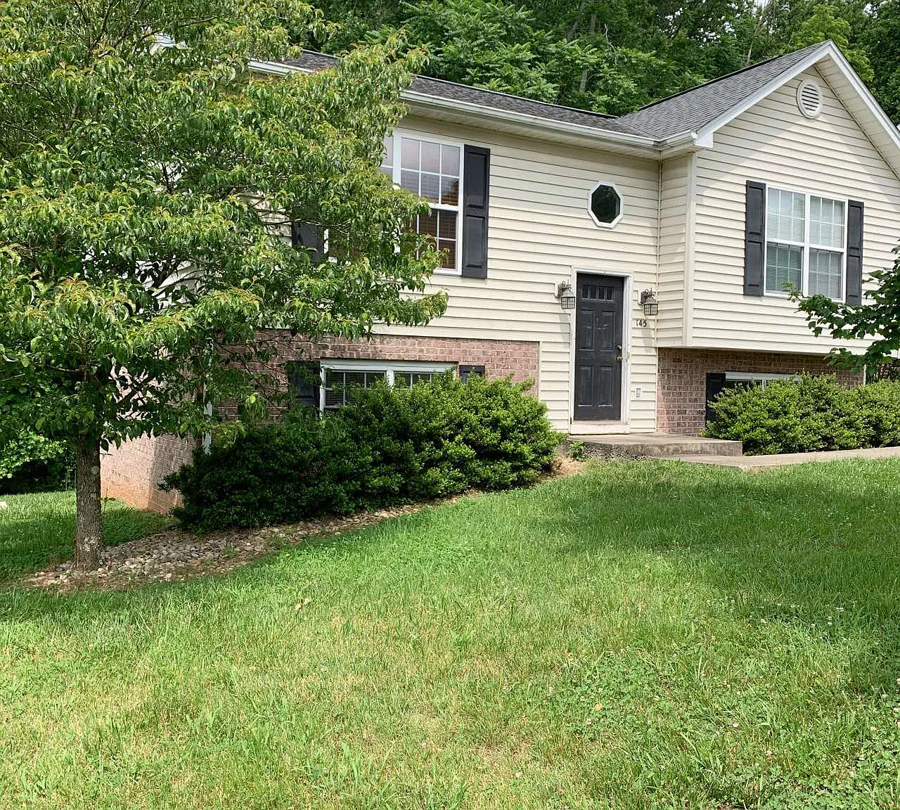 145 New Towne Road - 1 — Photo 2