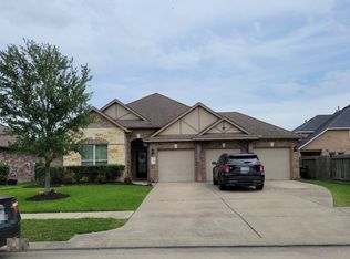 9231 Wheatfield Ln, Rosenberg, TX 77469