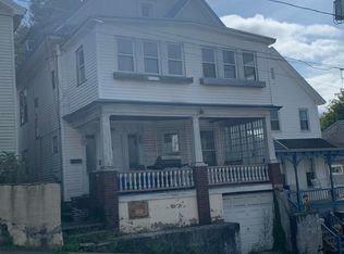 100 1/2 7th Ave, Carbondale, PA