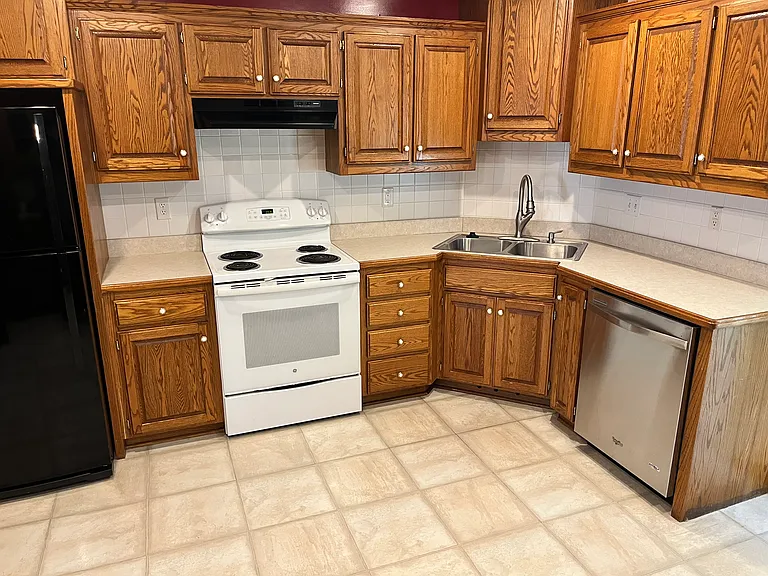 5513 Candleberry Dr — Photo 6