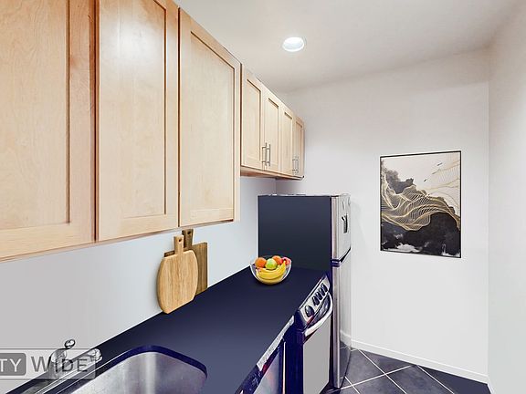 3rd image of 315 E 84th St APT 5