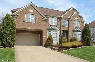 1st image of 2735 Overlook Dr