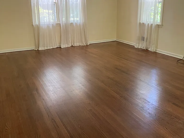 20 Springdale Rd — Photo 4