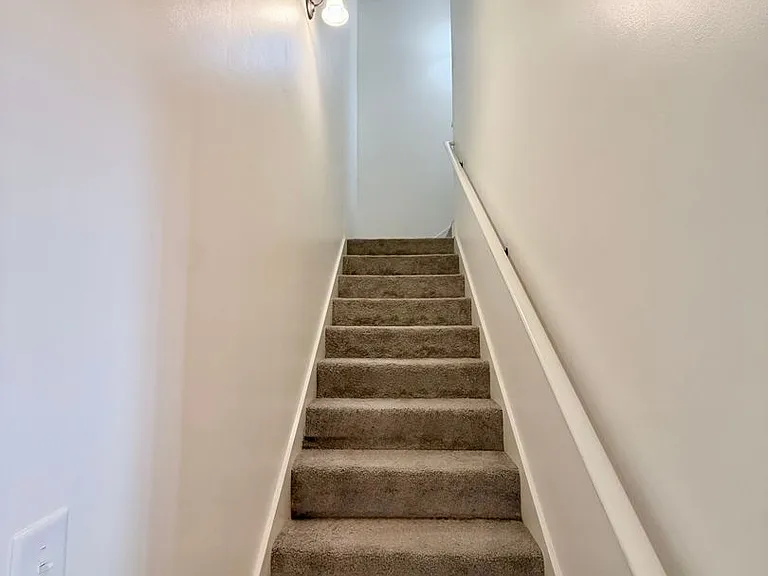 91 Barnyard Way — Photo 12