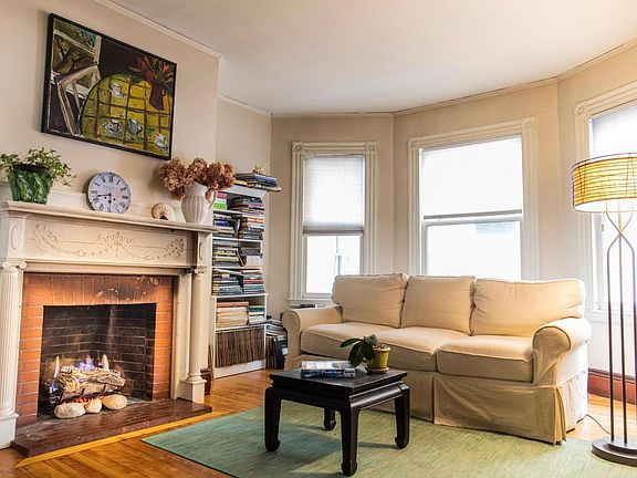 Rear Parlor (not furnished rental)