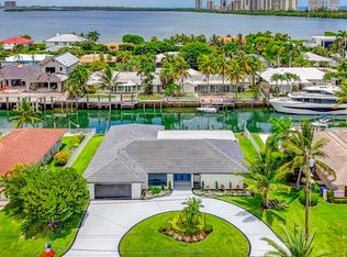 1170 Fairview Ln, Riviera Beach, FL 33404