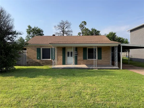 304 E Harmon Dr, Midwest City, OK 73110