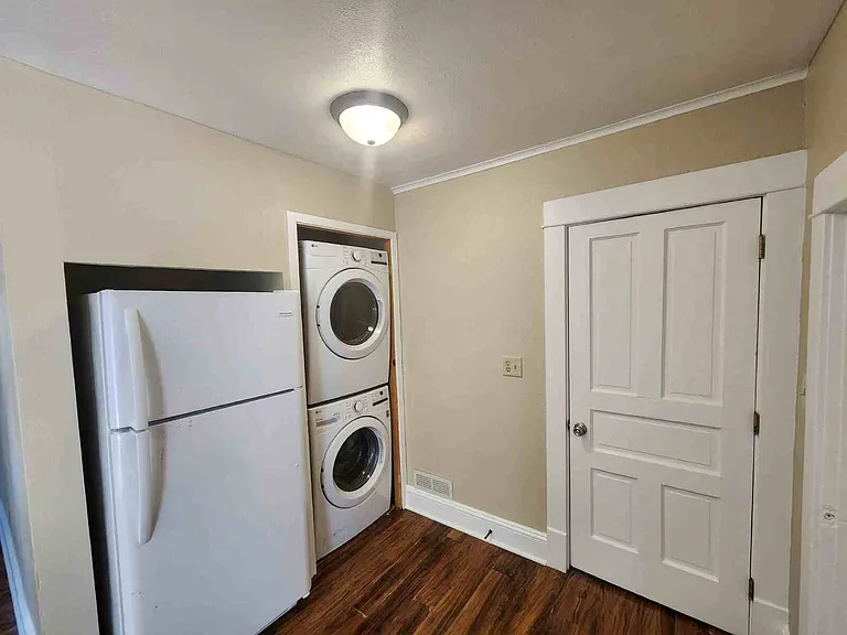 143 Brockway Ave #UPPER — Photo 5