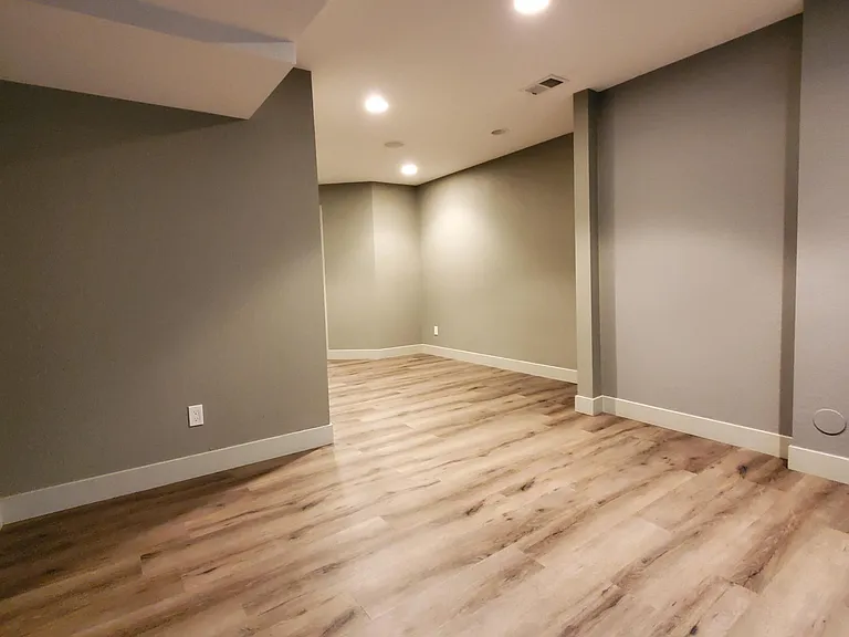 11994 E Lake Cir — Photo 35