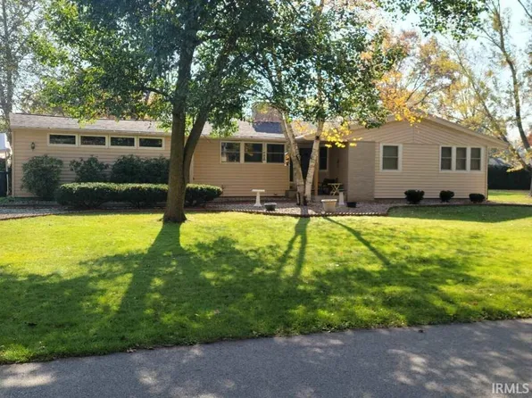 2925 Neff St, Elkhart, IN 46514