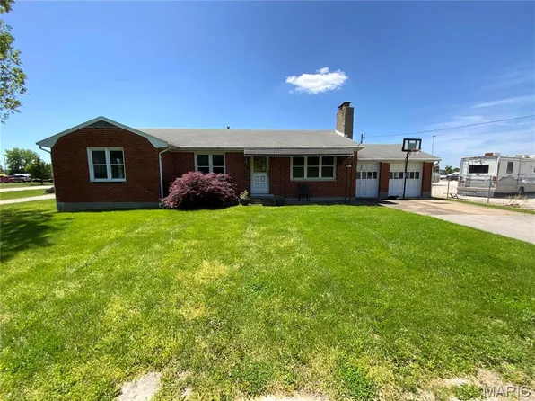 401 Edinger Rd, Wentzville, MO 63385
