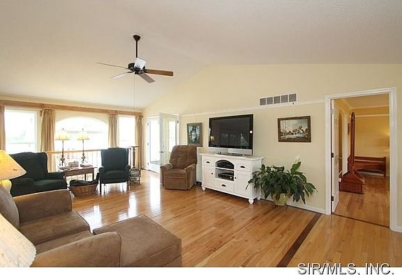 Beautiful windows great room