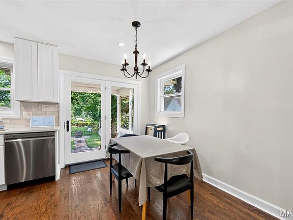 5th image of 960 Briarton Dr