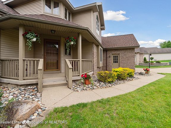 3rd image of 1409 Lindy Dr