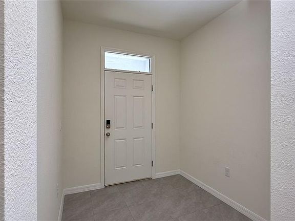 3rd image of 1570 Hubbell Rd