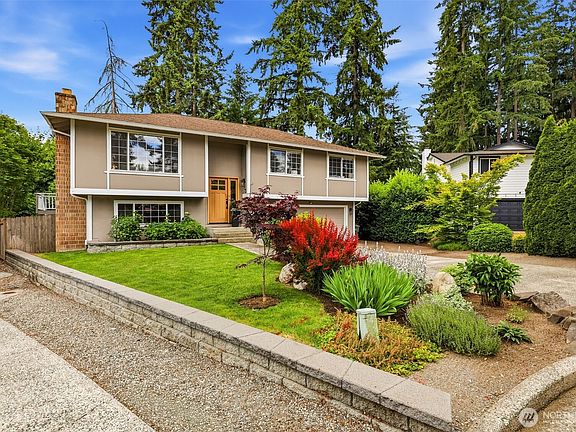 2nd image of 13910 120th Avenue NE
