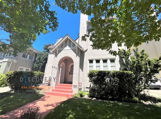 812 Trestle Glen Rd, Oakland, CA 94610