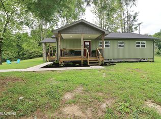 1051 Williams Creek Rd, Oneida, TN 37841
