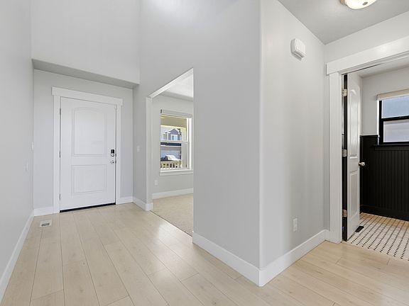 3rd image of 183 N Eden Brook Way