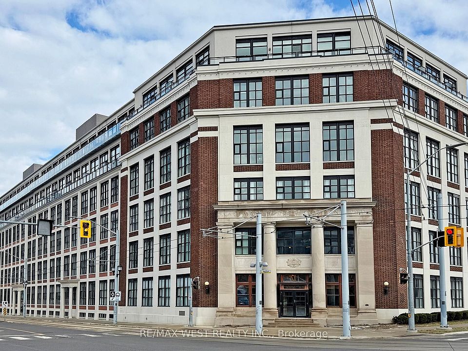 1st image of 410 King St W #207
