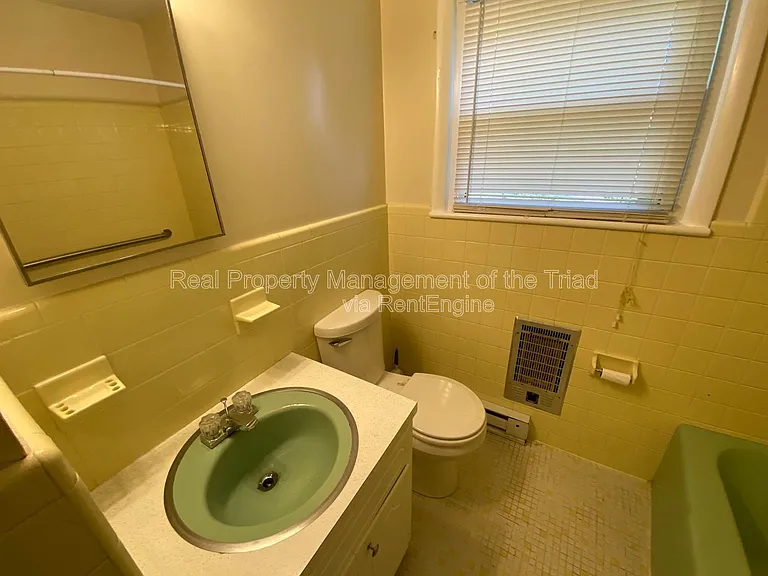 926 Hilltop Blvd — Photo 17