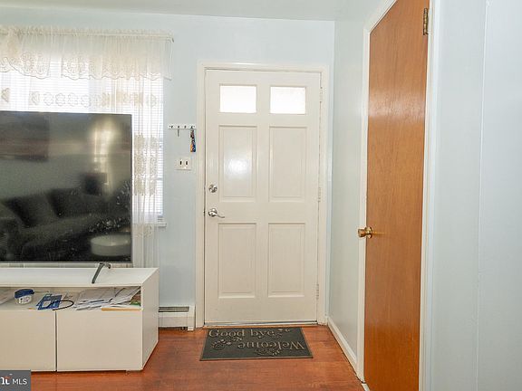 5th image of 3424 Albemarle Ave