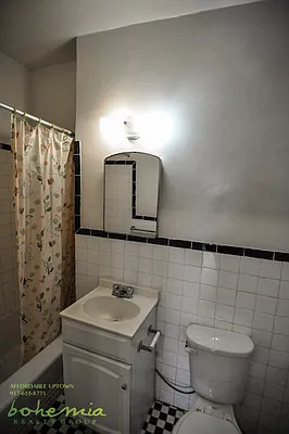 Rented by Bohemia Realty Group | media 14