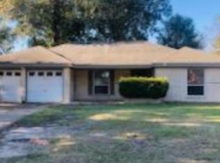 1924 W Decker Ave, Orange, TX 77632