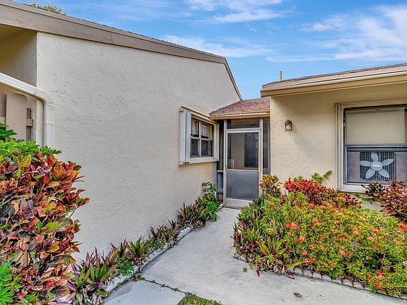 4th image of 818 NW 26th Avenue