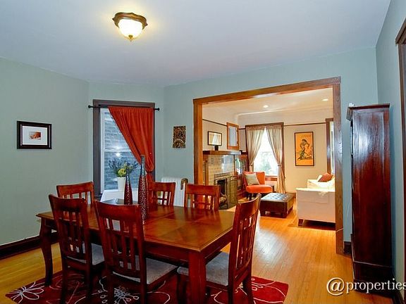 Living Room/Dining Room