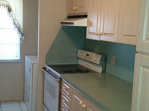 3rd image of 3408 N Sunrise Villas Ct