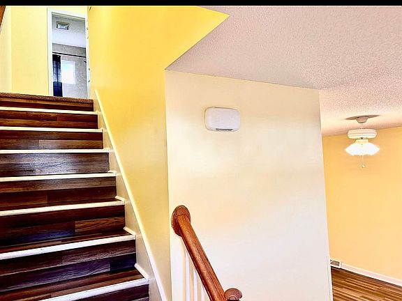 2nd image of 513 65th Ave N