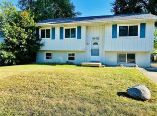4648 Wakonda Dr, Norwalk, IA 50211