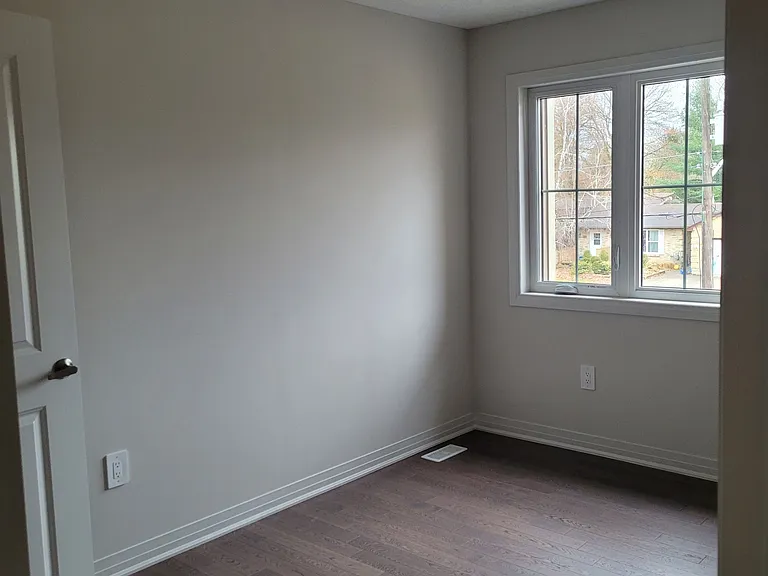 178 Middleton St — Photo 6