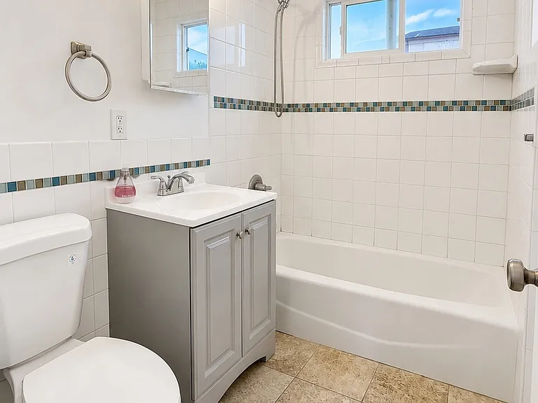 4502 W 165th St #4504 — Photo 7