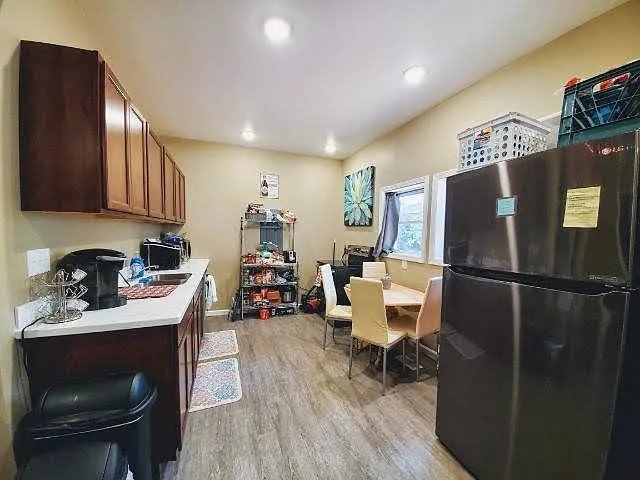 4 bed, $3,960 — Photo 3