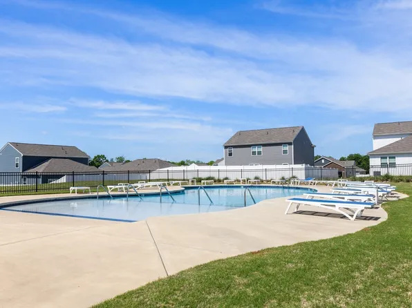1002 Taylor Cir, Chapel Hill, TN 37034