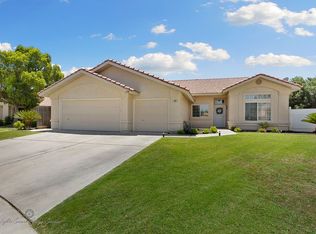 809 Hidalgo Dr, Bakersfield, CA 93314
