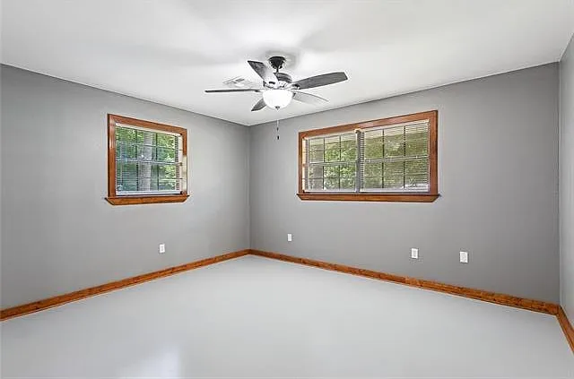 34081 Stanley St — Photo 13