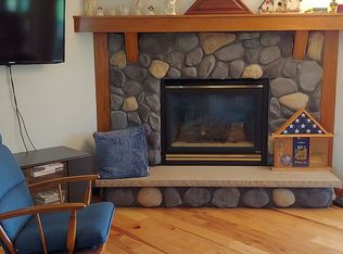 W5199 Harrison Rd, Hilbert, WI 54129